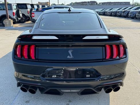 Used 2020 Ford Mustang Shelby GT500 w/ Technology Package RWD image 4