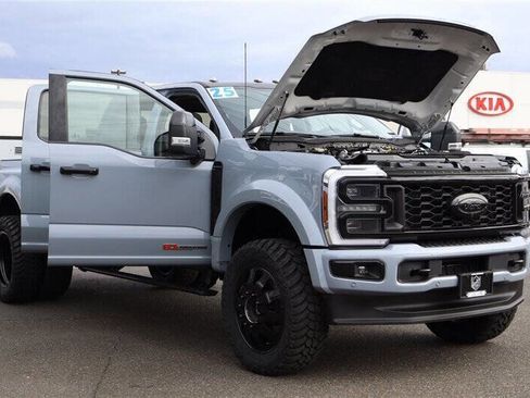 Used 2025 Ford F450 Platinum w/ Platinum Plus Package image 39