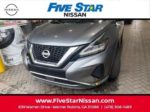 Used 2020 Nissan Murano SV w/ Cargo Package FWD image 2