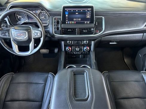 Used 2021 GMC Yukon SLT image 13