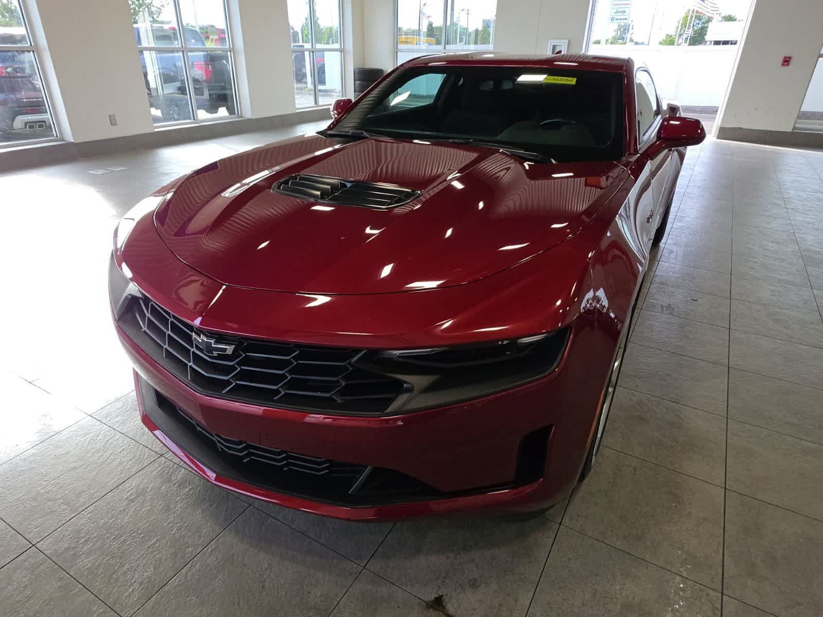 Used 2021 Chevrolet Camaro LT RWD image 1