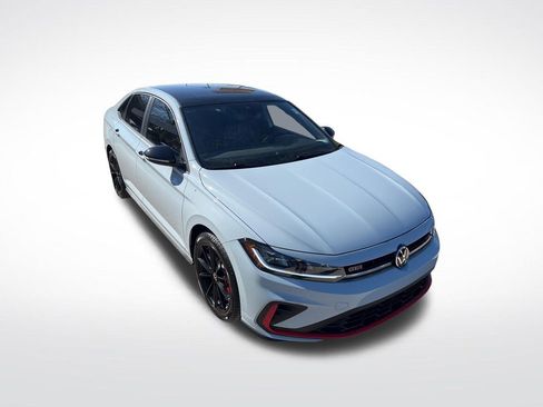 Used 2025 Volkswagen Jetta GLI Autobahn FWD image 34