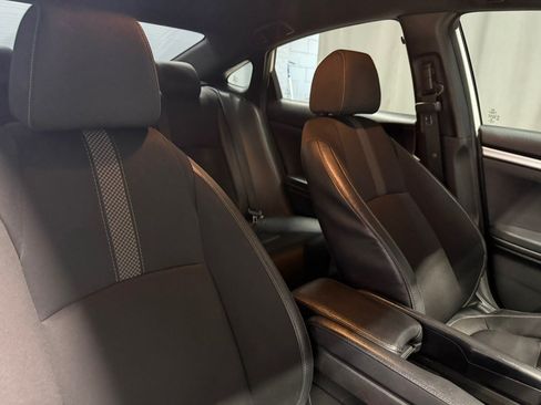 Used 2020 Honda Civic Sport image 12