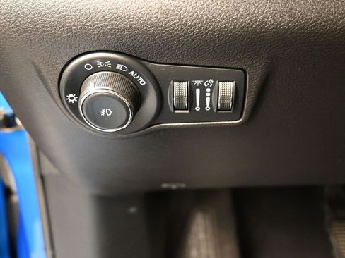 Used 2023 Jeep Compass Trailhawk w/ Trailhawk Elite Group image 37