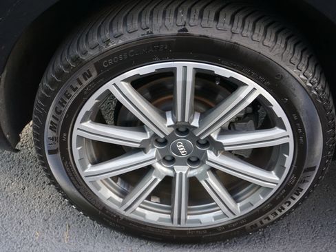 Used 2017 Audi Q7 3.0T Prestige w/ Prestige Package AWD/4WD image 13