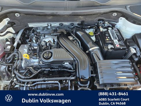 Certified 2022 Volkswagen Taos SE image 22