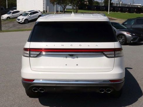 Used 2022 Lincoln Aviator Reserve w/ Equipment Group 201A image 6