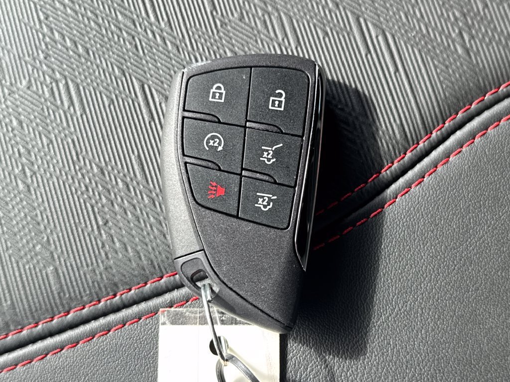 Used 2026 GMC Yukon XL AT4 Ultimate w/ LPO, Floor Liner Package AWD/4WD image 52