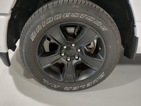 Used 2024 RAM 1500 Big Horn image 16