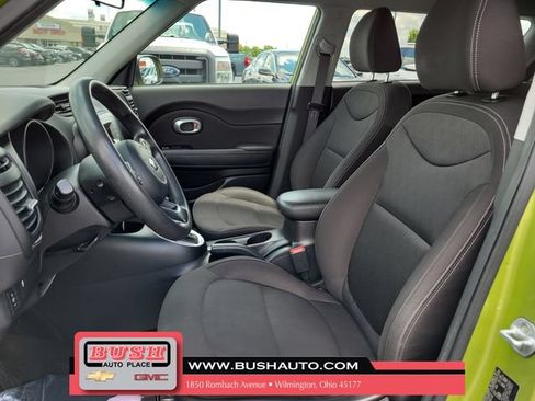 Used 2016 Kia Soul FWD image 14