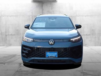 New 2026 Volkswagen Tiguan SE R-Line