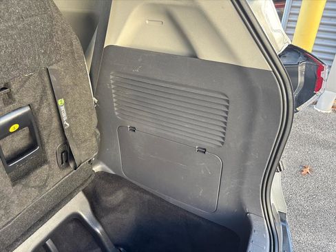 Used 2023 Toyota Sienna XLE image 34