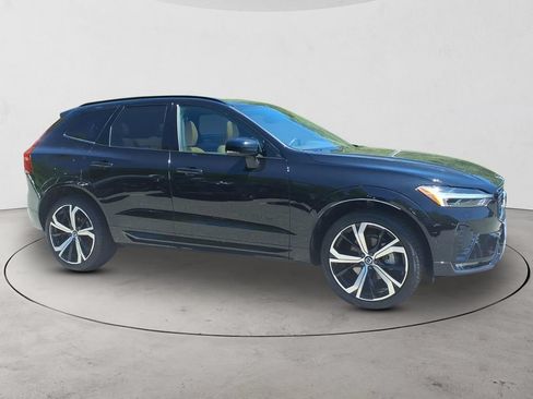 Used 2025 Volvo XC60 B5 Ultra w/ Protection Package Premier AWD/4WD image 4