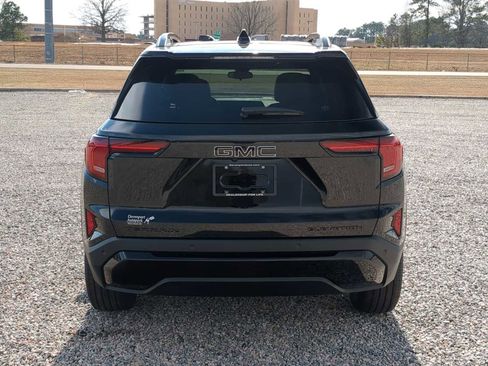 New 2026 GMC Terrain Elevation w/ Elevation Premium Package image 7