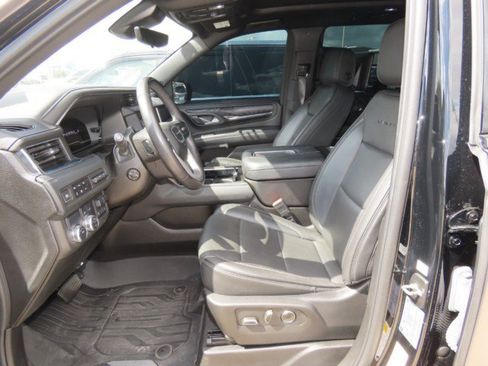 Used 2024 GMC Yukon Denali w/ Advanced Technology Package RWD image 22