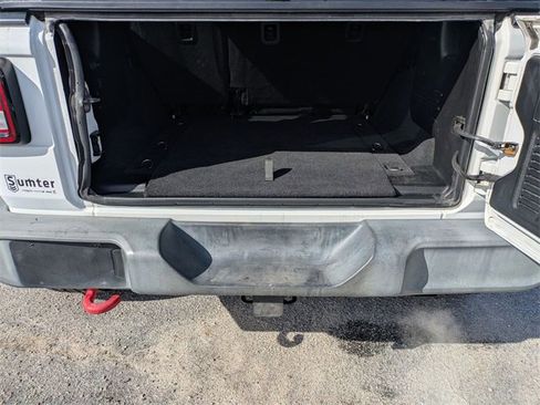 Used 2018 Jeep Wrangler Unlimited Sport image 26