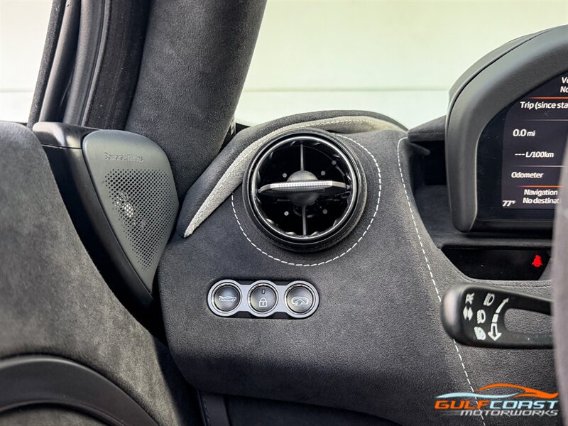Used 2021 McLaren 720S Performance RWD image 23
