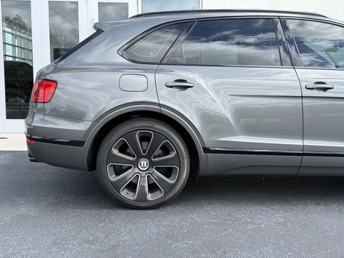 Used 2020 Bentley Bentayga image 7