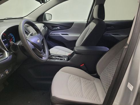 Used 2021 Chevrolet Equinox LS w/ LS Convenience Package image 17