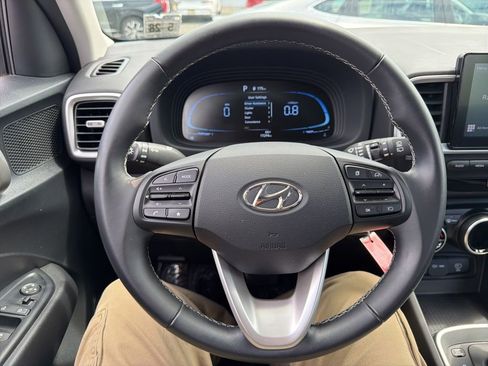 Certified 2023 Hyundai Venue SEL w/ Cargo Package FWD image 18