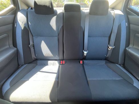 Used 2025 Nissan Versa SV FWD image 36