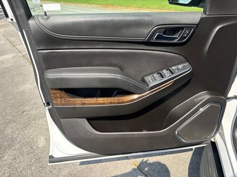 Used 2019 Chevrolet Tahoe LS AWD/4WD image 15