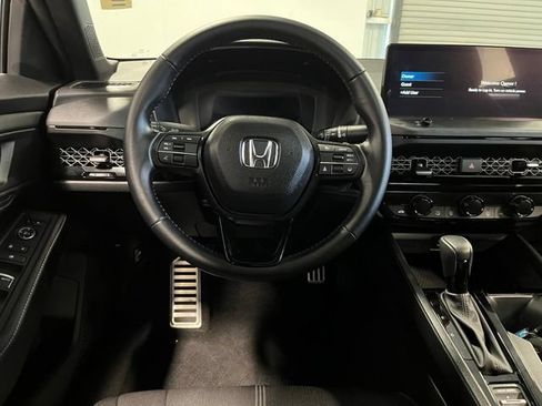Used 2024 Honda Accord Sport image 21