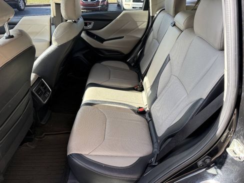 Used 2019 Subaru Forester Limited AWD/4WD image 8