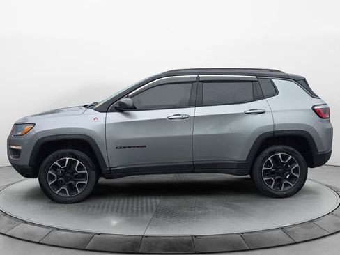 Used 2020 Jeep Compass Trailhawk AWD/4WD image 2