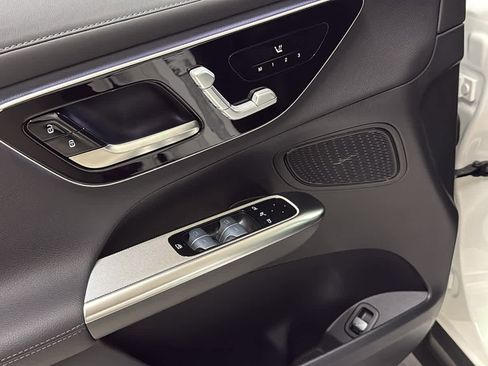 New 2026 Mercedes-Benz GLC 300 4MATIC image 17