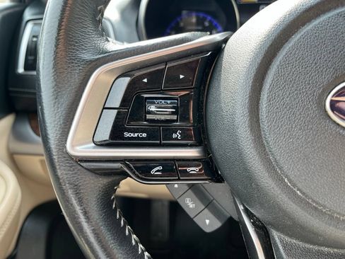 Used 2018 Subaru Outback 3.6R Limited AWD/4WD image 16