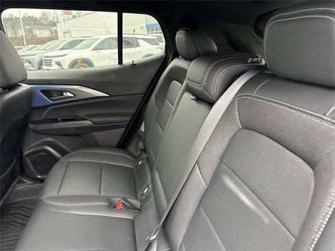 New 2025 Chevrolet Equinox EV LT image 40