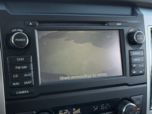 Used 2017 Nissan Titan PRO-4X image 19