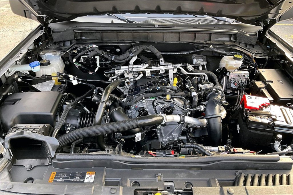 Used 2025 Ford Bronco 4-Door AWD/4WD image 9
