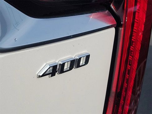 Used 2025 Cadillac XT6 Premium Luxury w/ Technology Package image 32