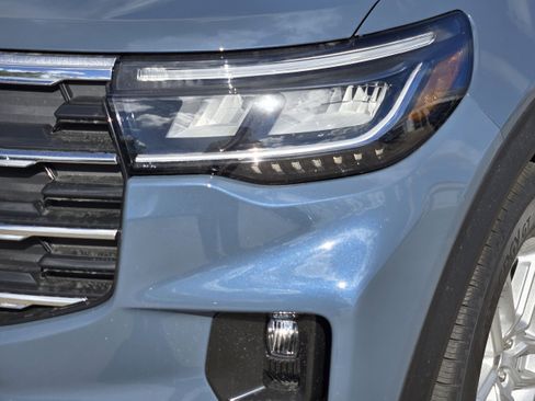 New 2026 Ford Explorer Active w/ Active Comfort Package image 13