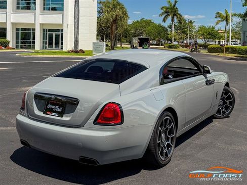 Used 2018 Rolls-Royce Wraith RWD image 64