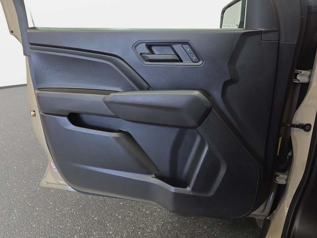 Used 2024 Chevrolet Colorado Trail Boss w/ Advanced Trailering Package AWD/4WD image 24
