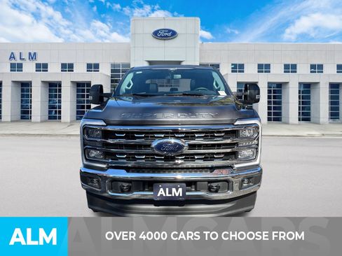 Used 2025 Ford F350 Lariat AWD/4WD image 2