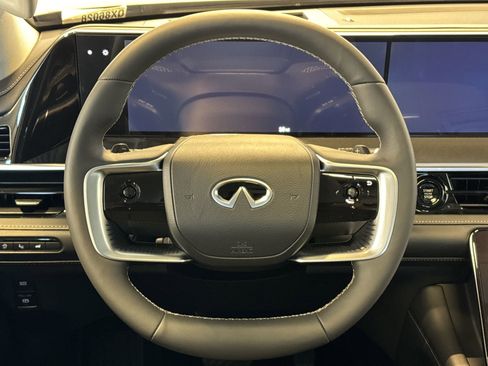 New 2026 INFINITI QX80 Luxe image 14