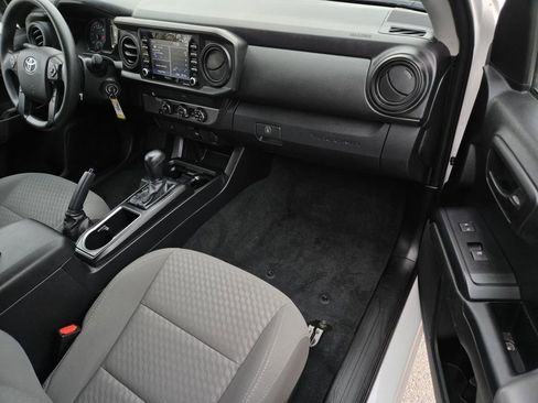 Used 2021 Toyota Tacoma SR image 7
