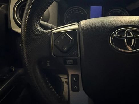 Used 2021 Toyota Tacoma Limited AWD/4WD image 35