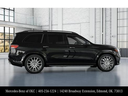 New 2026 Mercedes-Benz GLS 450 4MATIC image 17