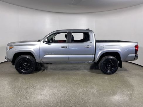 Certified 2022 Toyota Tacoma SR5 RWD image 6