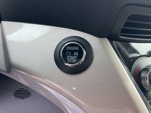 Used 2013 Ford Escape SEL image 17