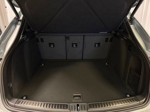 Used 2026 Porsche Macan Turbo image 30