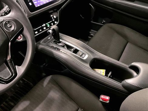 Used 2017 Honda HR-V EX image 20