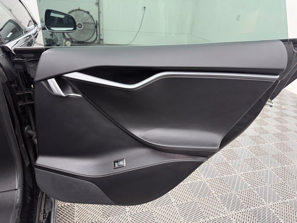 Used 2018 Tesla Model S 75D AWD/4WD image 41