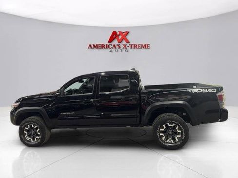 Used 2020 Toyota Tacoma TRD Off-Road w/ Technology Package AWD/4WD image 3