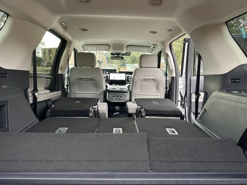 New 2026 Ford Expedition Active image 55